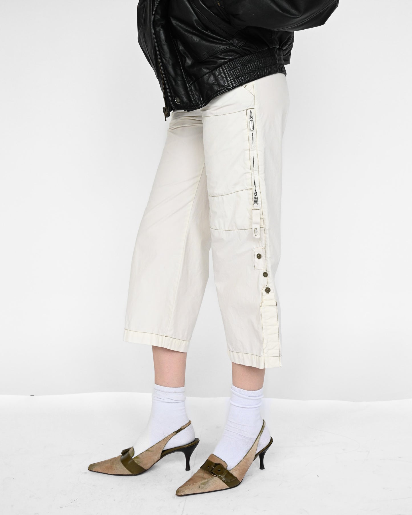 Ecru Cropped Cargo Pants (XS)