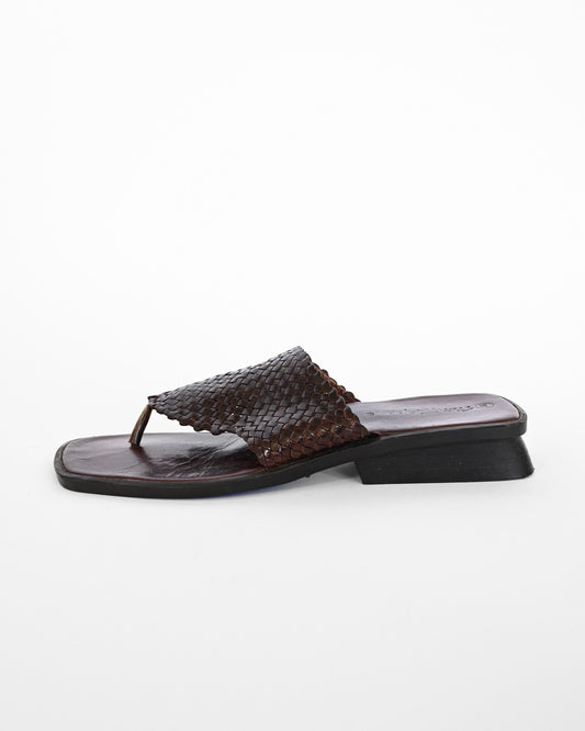 Brown Woven Leather Thong Sandals (9.5)